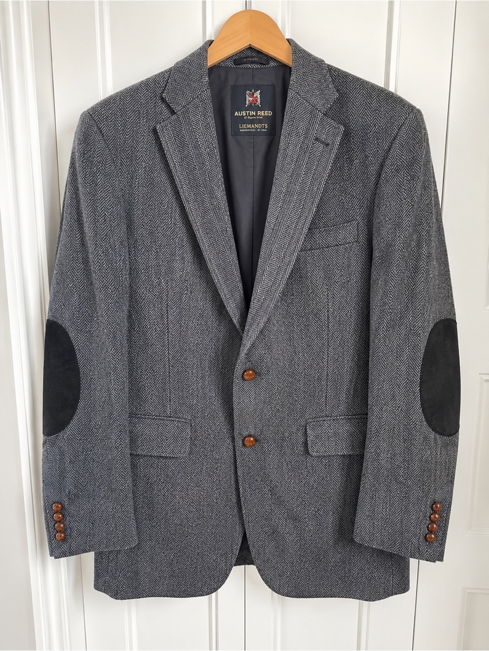 Austin Reed Pure Virgin Wool Herringbone Blazer Sport Coat Elbow Patch Gray 42R